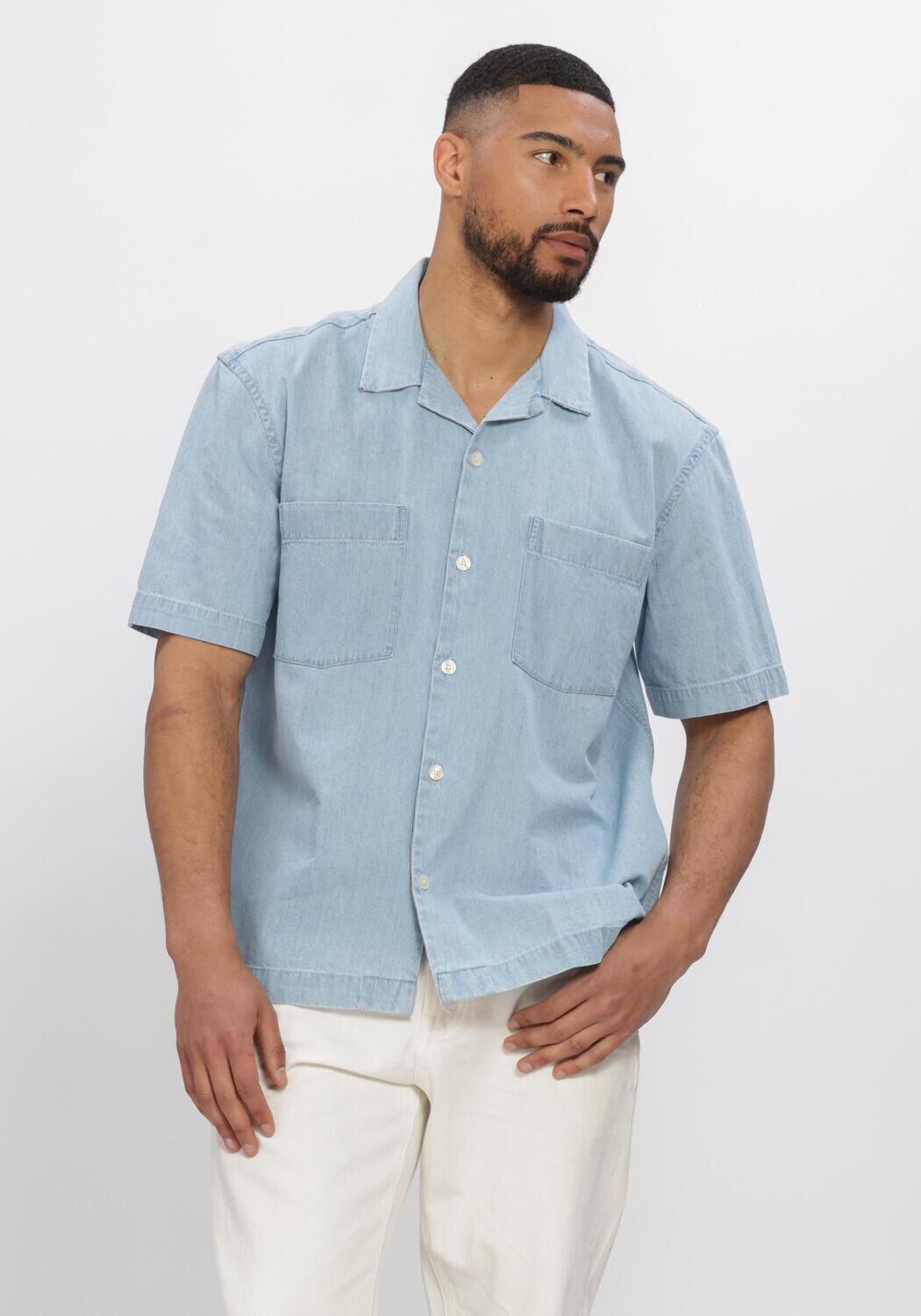 Lichtblauwe SELECTED MEN Casual overhemd SLHRLXCARLO DENIM SS SHIRT  RESORT - large