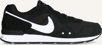 Zwarte NIKE Lage sneakers VENTURE RUNNER - medium
