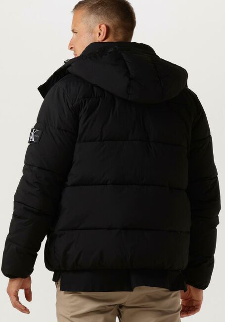 Zwarte CALVIN KLEIN Gewatteerde jas ESSENTIALS NON DOWN JACKET - large