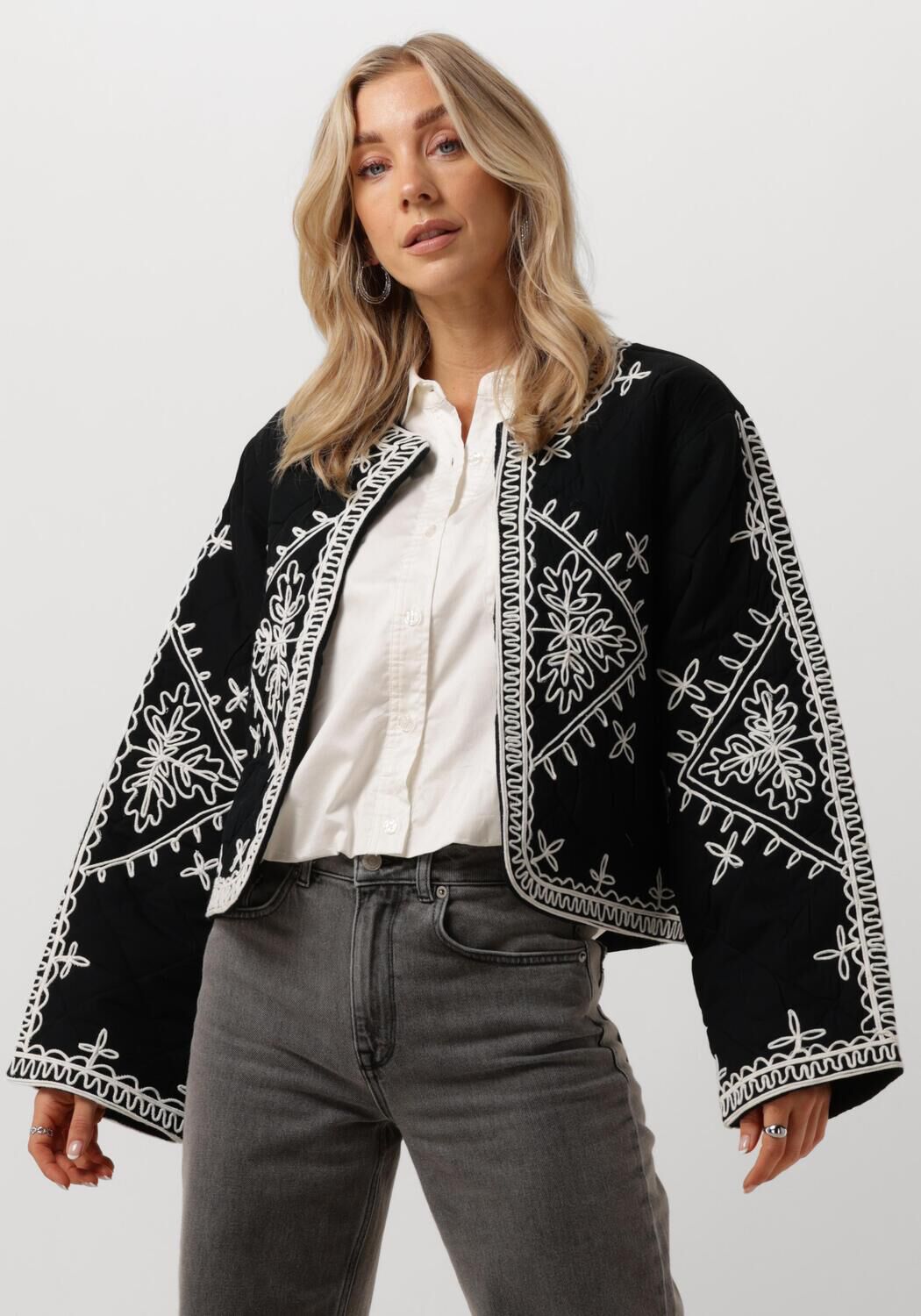 Y.A.S Quilt Jacket voor stijlvolle vrouwen Black Dames
