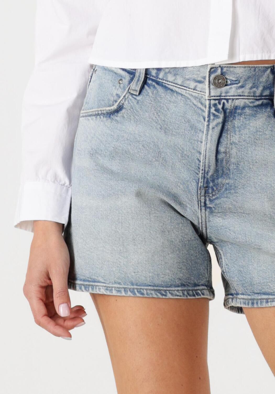 G-STAR RAW Dames Jeans Judee Short Clean Edge Wmn Lichtblauw