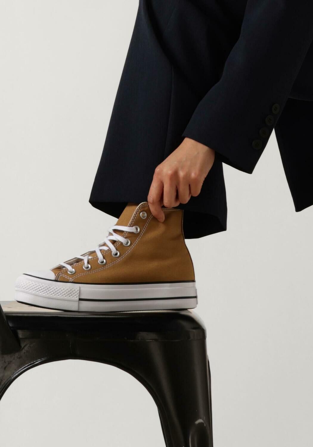 Bruine CONVERSE Hoge sneakers CHUCK TAYLOR ALL STAR LIFT PLATFORM - large