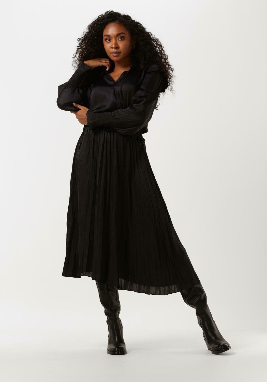 zwarte scotch soda midi jurk smock stitch midi dress in recycled polyester