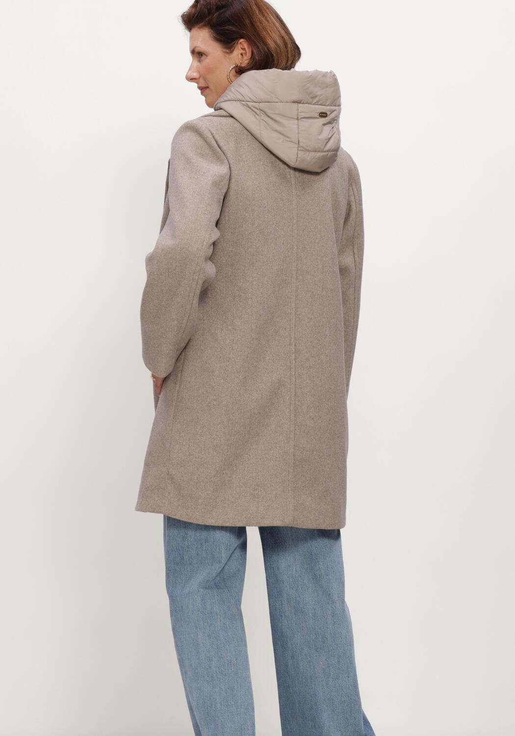 BEAUMONT Dames Jassen Elvira Coat Beige