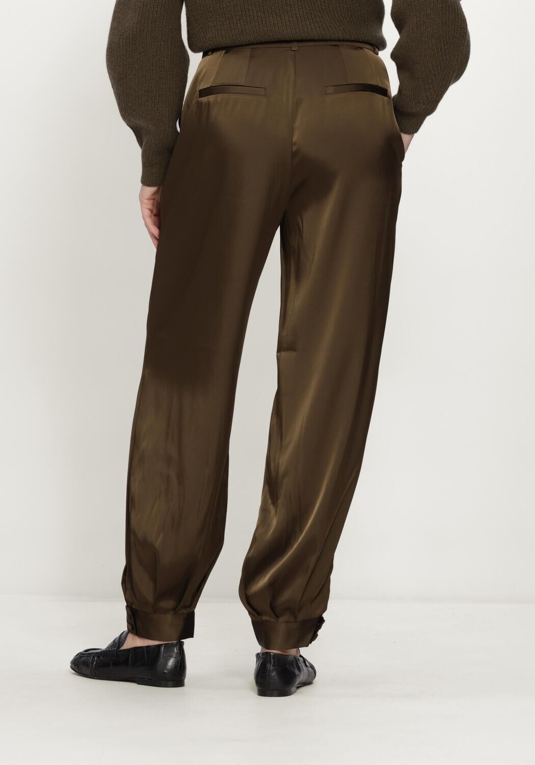 DANTE6 Dames Broeken Delancy Bold Satin Balloony Pants Olijf