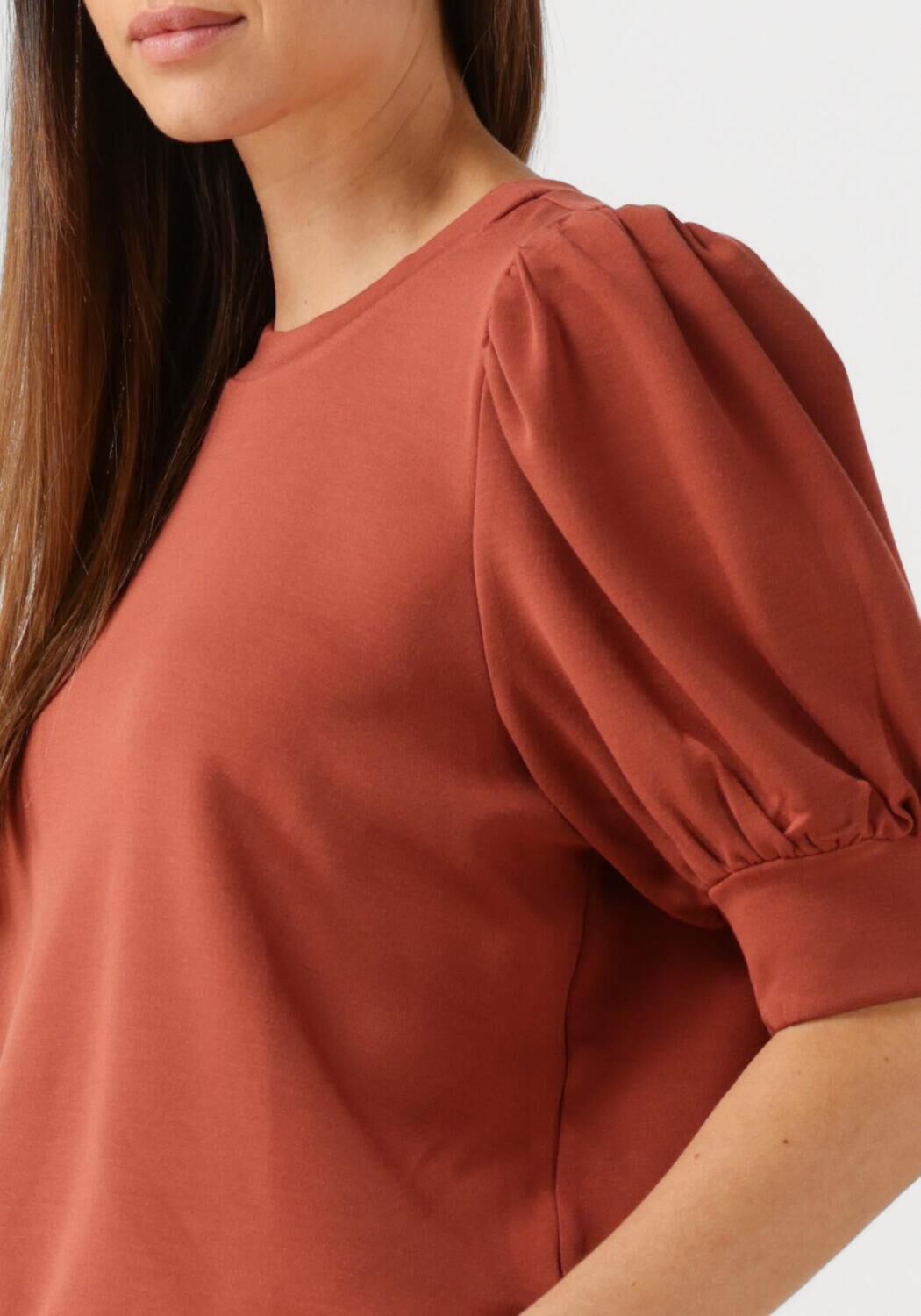 MINUS Dames Tops & T-shirts Livana T-shirt Oranje