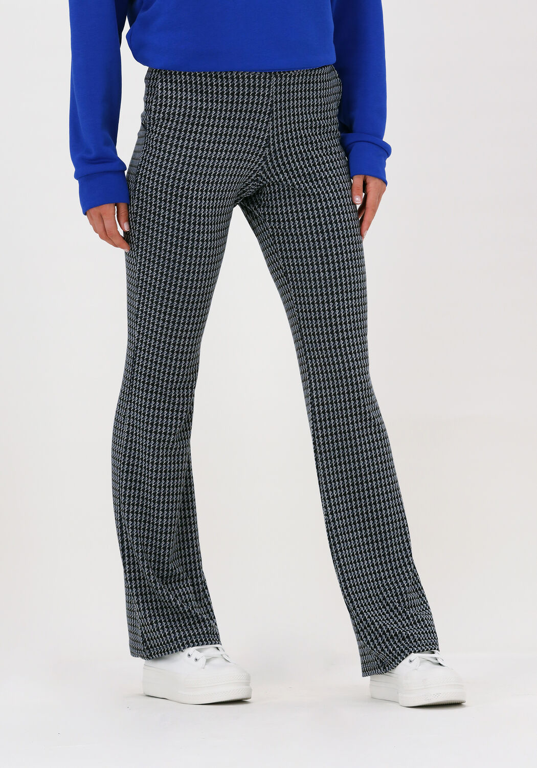 Elastische flared broek nu in de sale | Vouchervandaag.nl