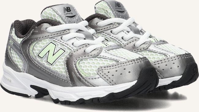 Grijze NEW BALANCE Lage sneakers IZ530 Grijze NEW BALANCE Lage sneakers IZ530 - large