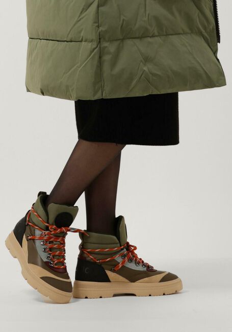 Groene WOOLRICH Veterboots RETRO HIKING BOOT GUM - large