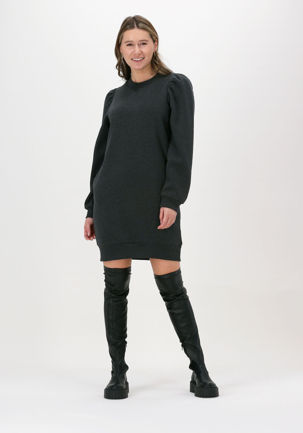 Second female jurk discount zwart