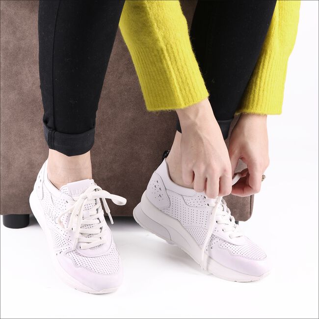 Witte LIU JO Lage sneakers KARLIE 14 Witte LIU JO Lage sneakers KARLIE 14 - large