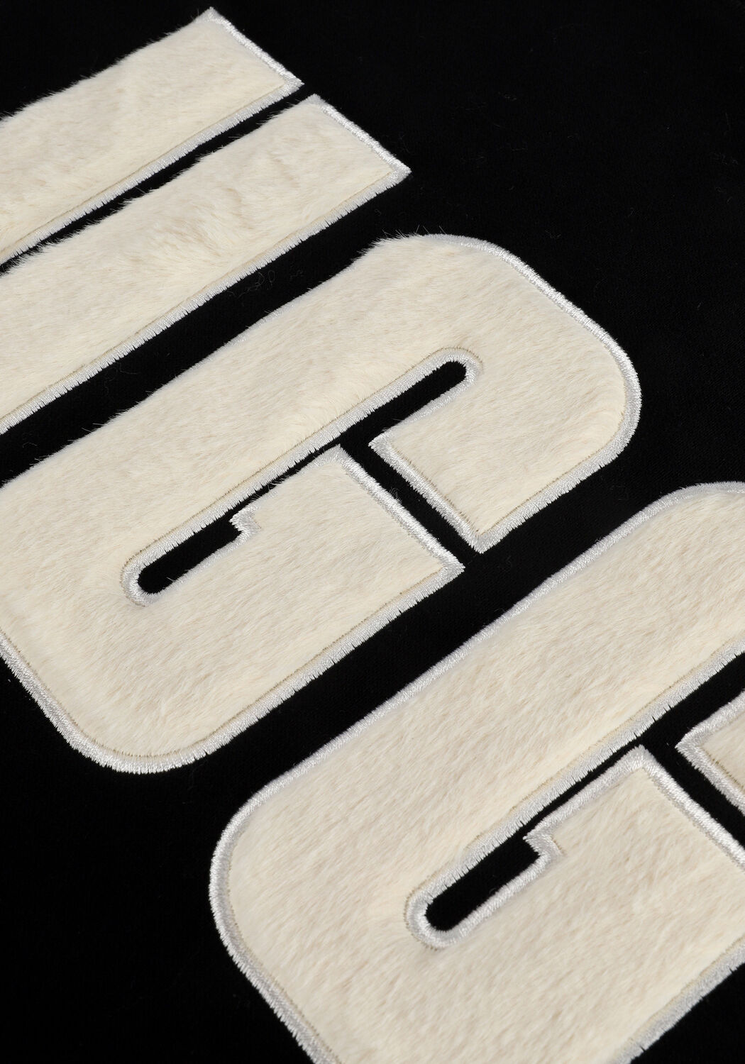 Zwarte UGG Sweater W MADELINE FUZZY LOGO CREWNECK - large