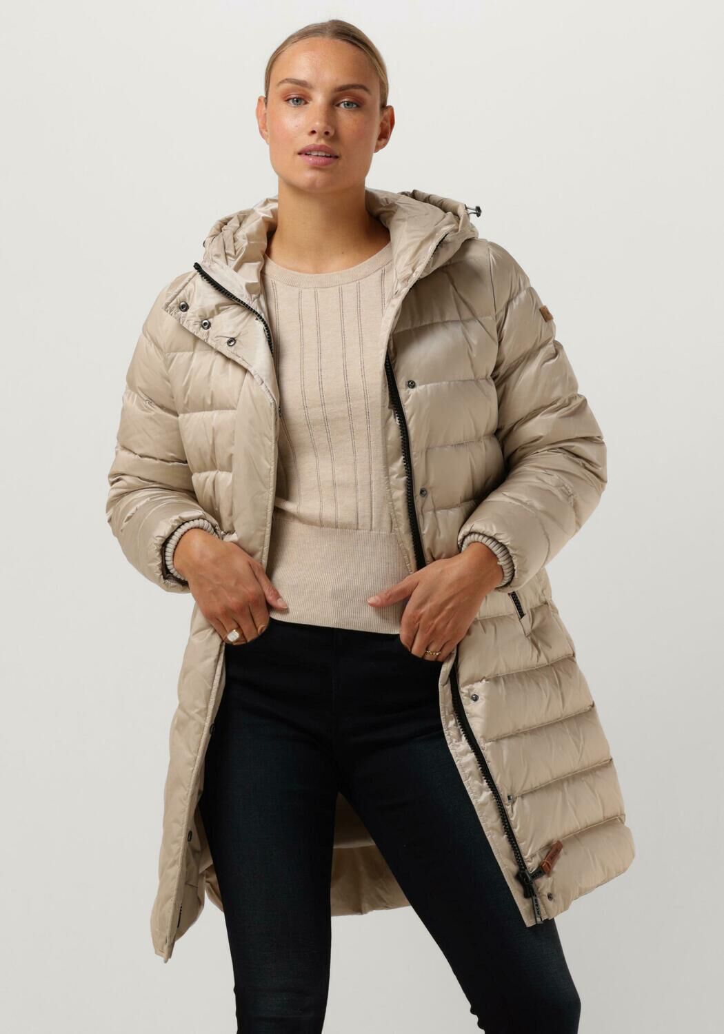 beige moscow gewatteerde jas 01 08 gail