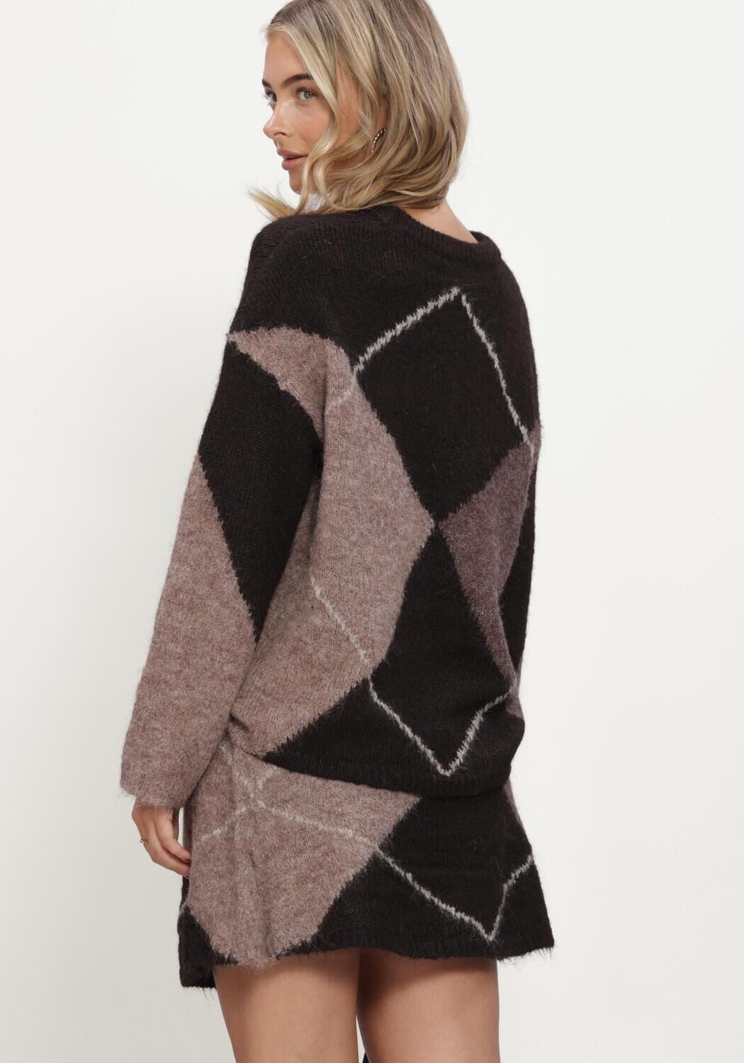 NEO NOIR Dames Truien & Vesten Inga Check Fluff Knit Blouse Bruin