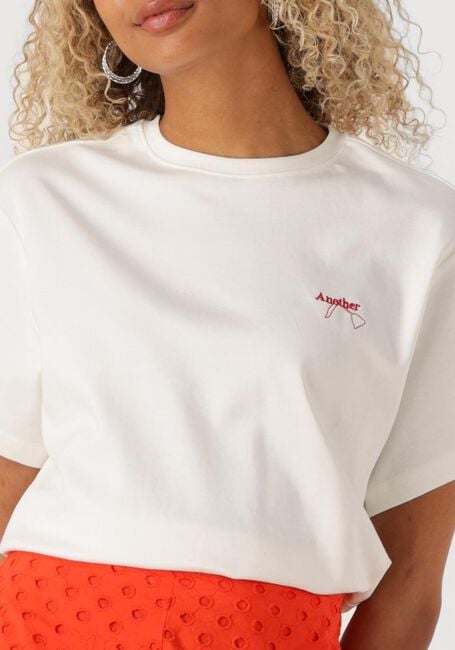 Witte ANOTHER LABEL T-shirt GINA FLOWER SHIRT - large