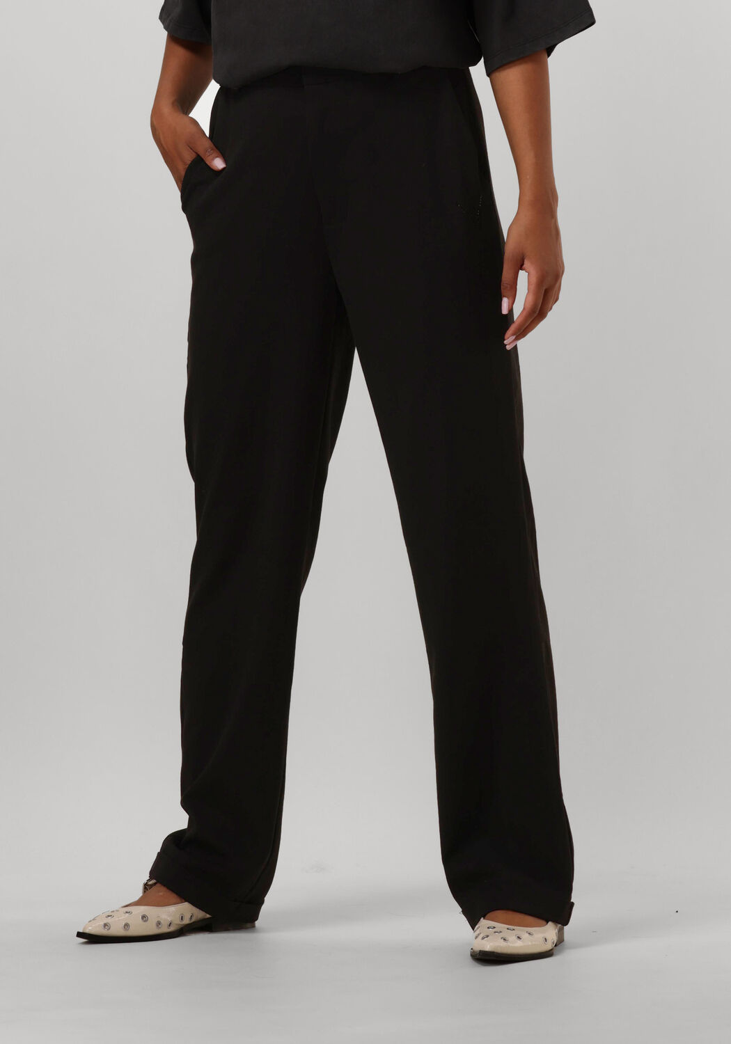 ALIX THE LABEL Dames Broeken Ladies Woven Straight Leg Pants Zwart