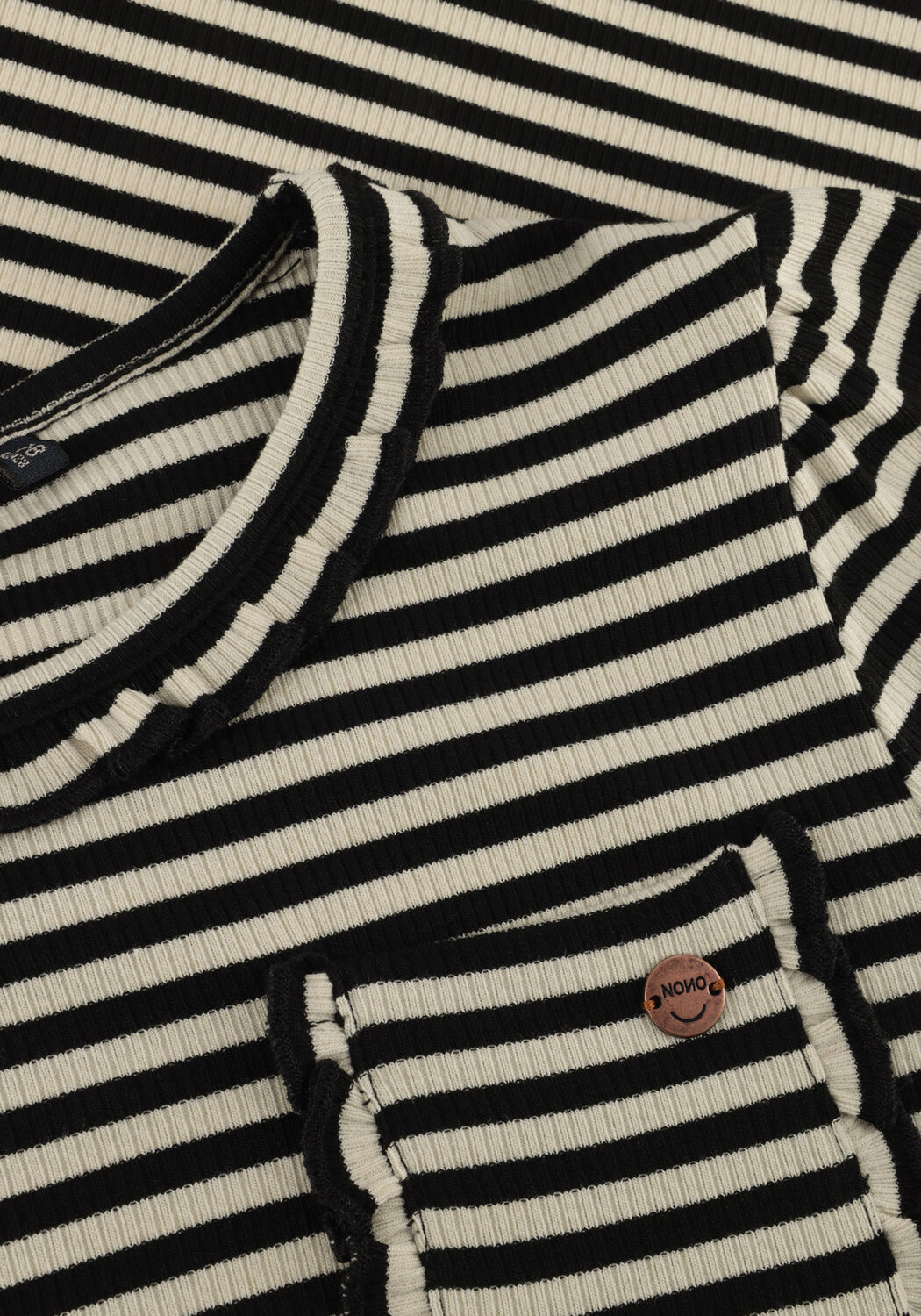 Zwarte NONO Tops & T-shirts KOYA GIRLS RIB TSHIRT L/SL BLACK - large