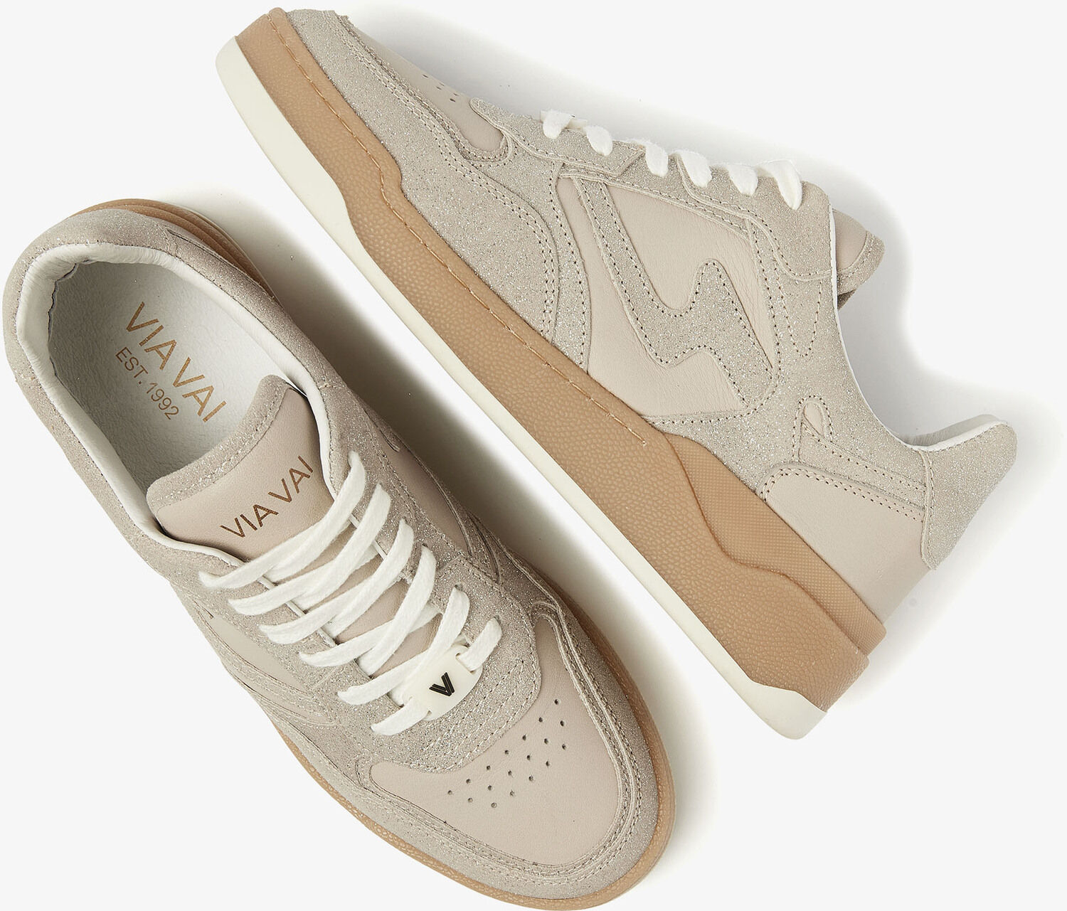 Beige VIA VAI Lage sneakers SAM LEVI - medium
