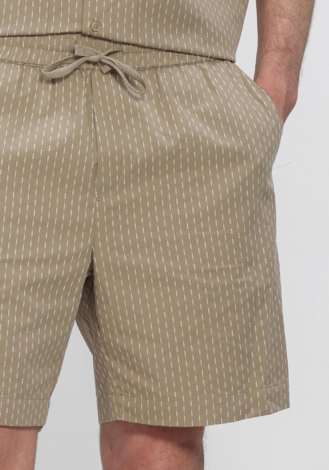 Beige WOODBIRD Korte broek WBBOMMY SHIKO SHORTS - large