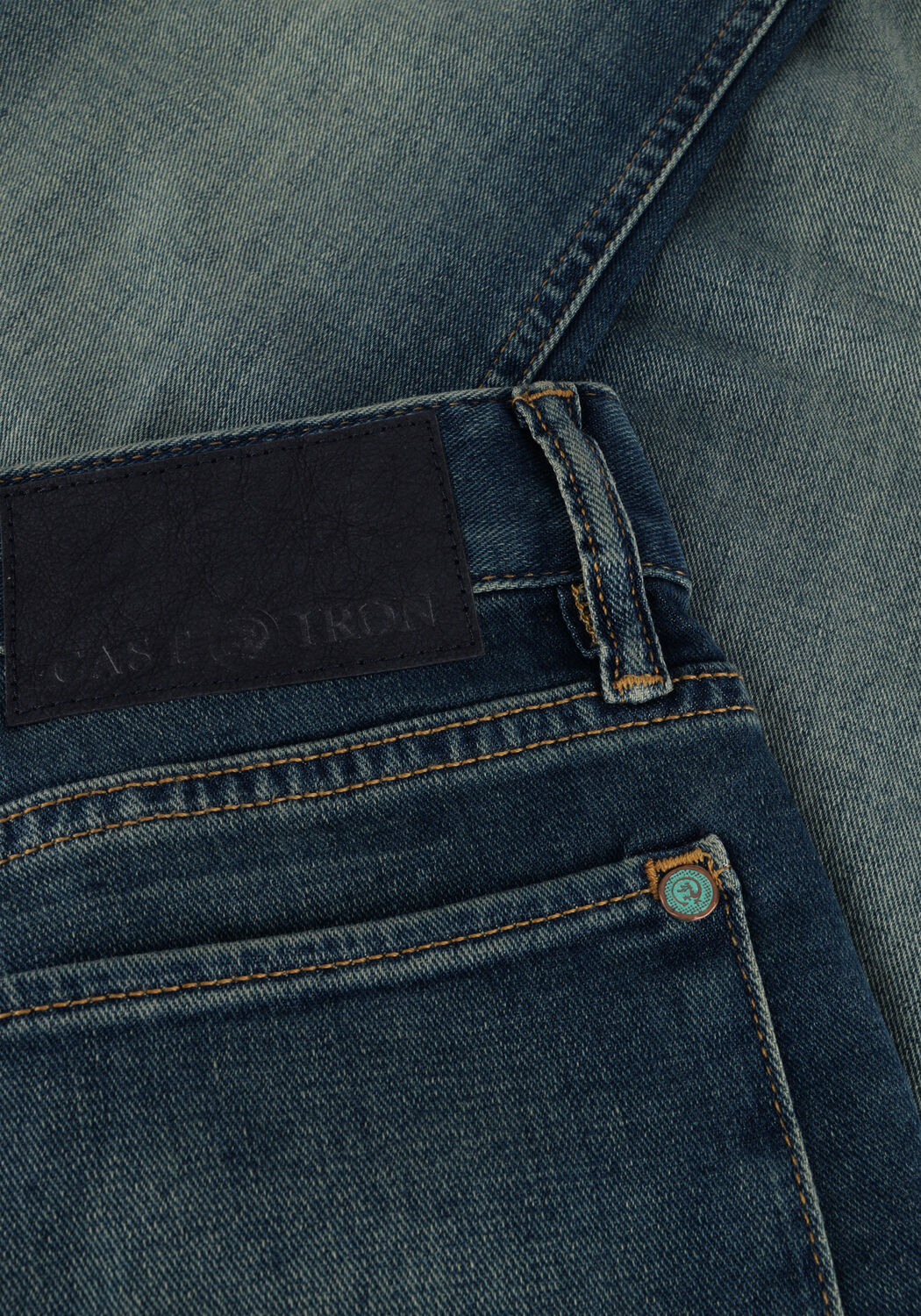 Blauwe CAST IRON Slim fit jeans RISER SLIM WORN-IN BLUE DENIM - large