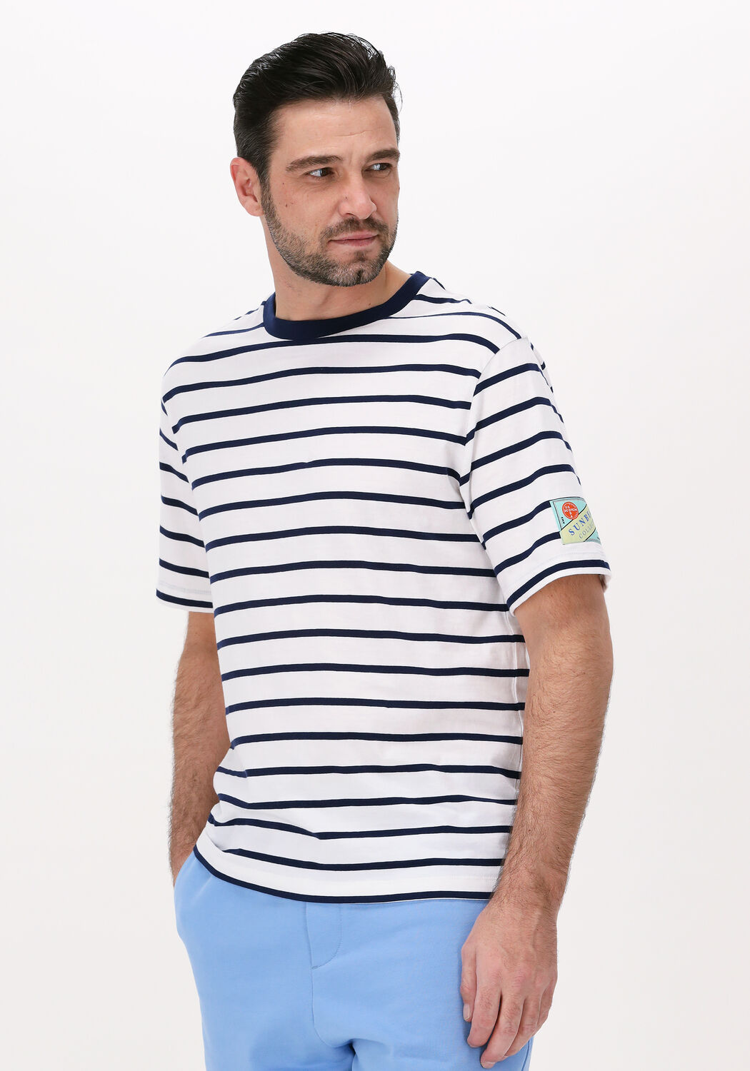 blauw wit gestreepte scotch soda t shirt striped jersey crewneck t shirt with badge in organic cotton