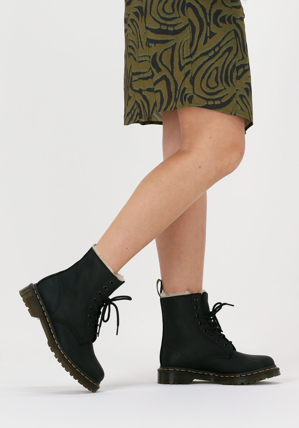 Zwarte DR MARTENS Veterboots 1460 W - large