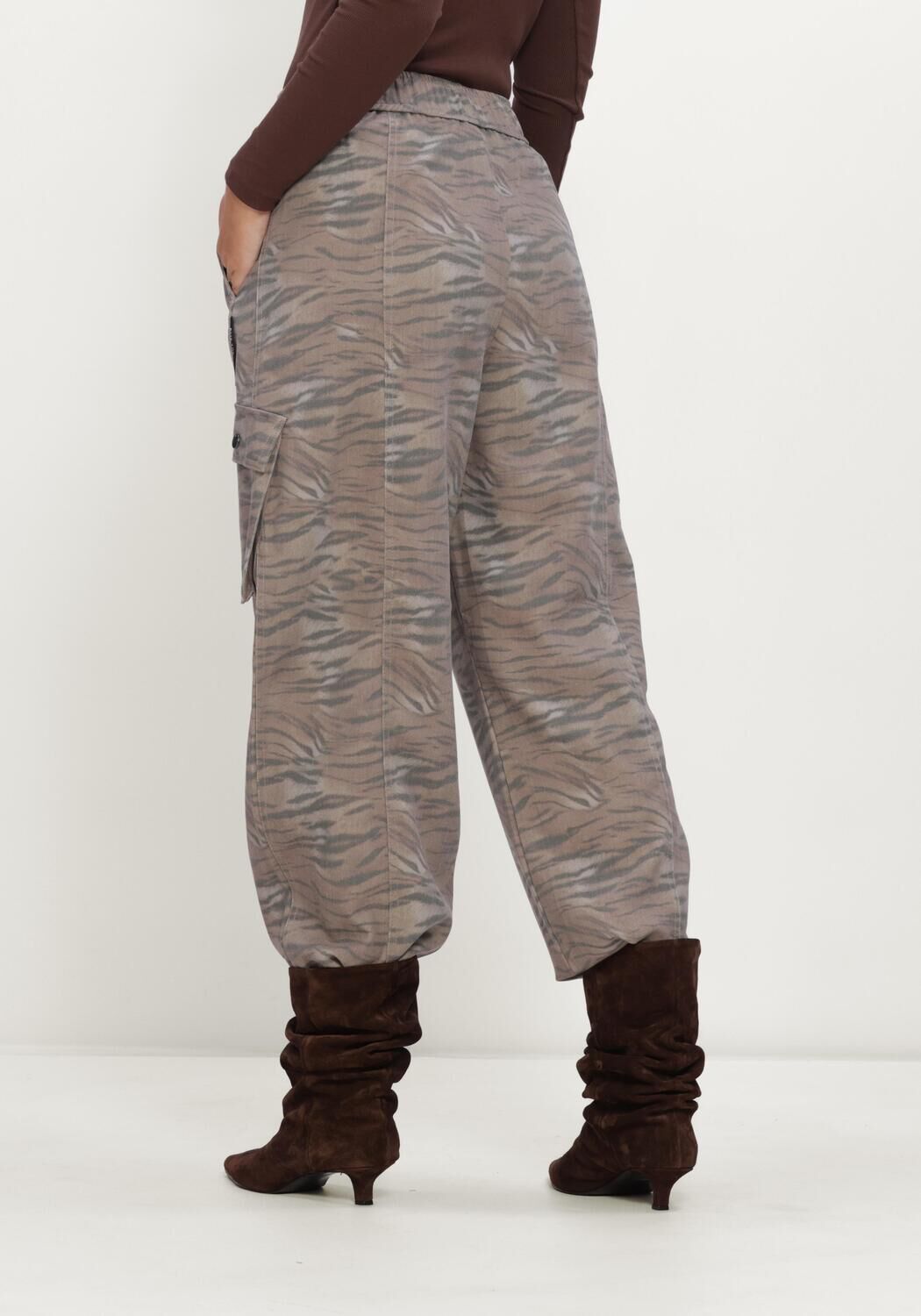 Zwarte ALIX THE LABEL Cargobroeken LADIES WOVEN CARGO PANTS - large