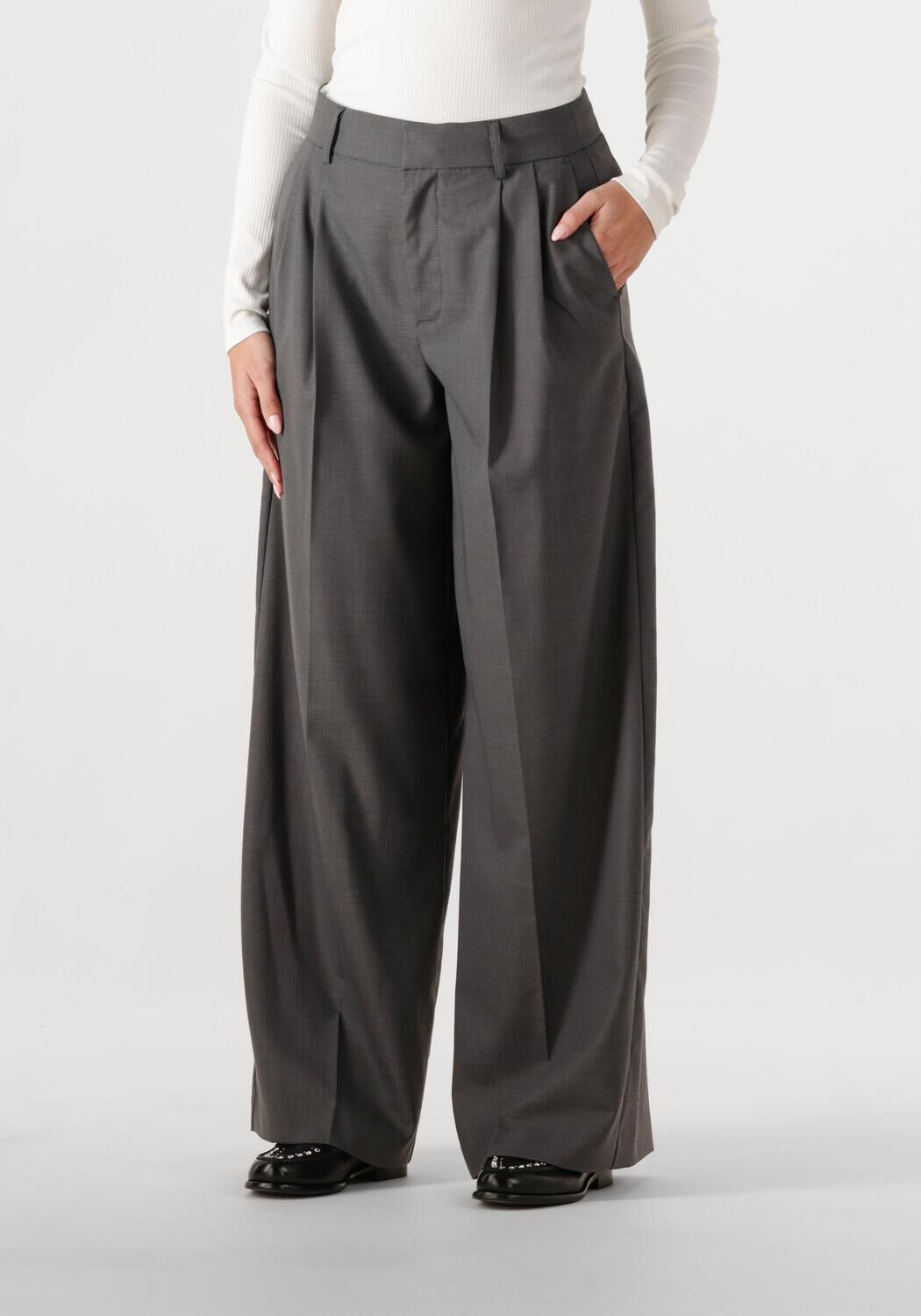 ALIX THE LABEL Dames Broeken Ladies Woven Celan Wide Leg Pants Zwart