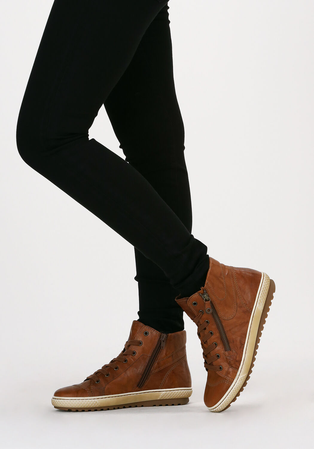 Cognac GABOR 754 Hoge sneaker | Omoda