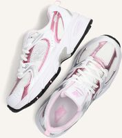Witte NEW BALANCE Lage sneakers GR530 Witte NEW BALANCE Lage sneakers GR530 - medium