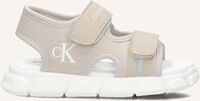 Beige CALVIN KLEIN Platte sandalen 83022 Beige CALVIN KLEIN Platte sandalen 83022 - medium