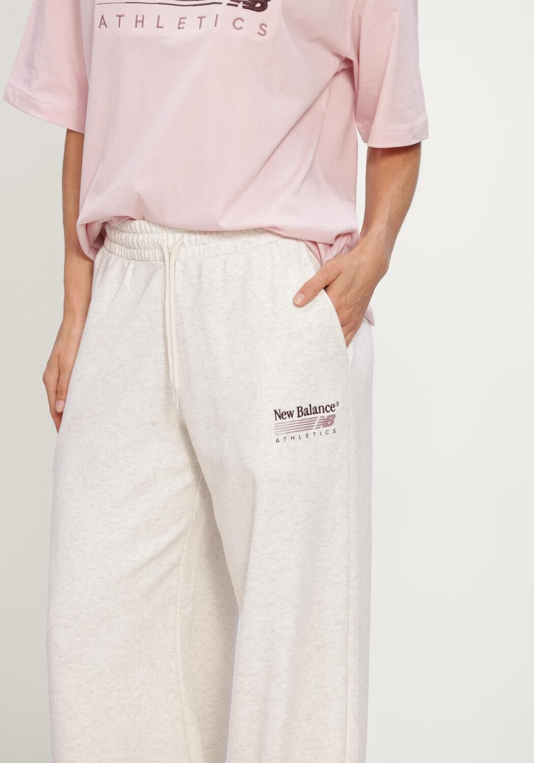 Gebroken wit NEW BALANCE Wijde broek TRACKSIDE FRENCH TERRY PANT - large