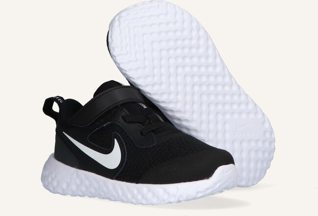 Zwarte NIKE Lage sneakers REVOLUTION 5 (TDV) Zwarte NIKE Lage sneakers REVOLUTION 5 (TDV) - large