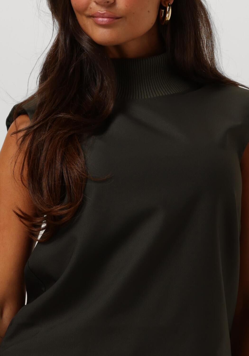 EST'SEVEN Dames Tops & T-shirts Hathaway Top Turtle Groen