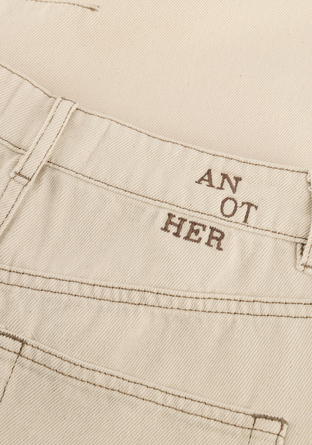 Gebroken wit ANOTHER LABEL Broeken ALNAYOMI NATURAL DENIM PANTS - large