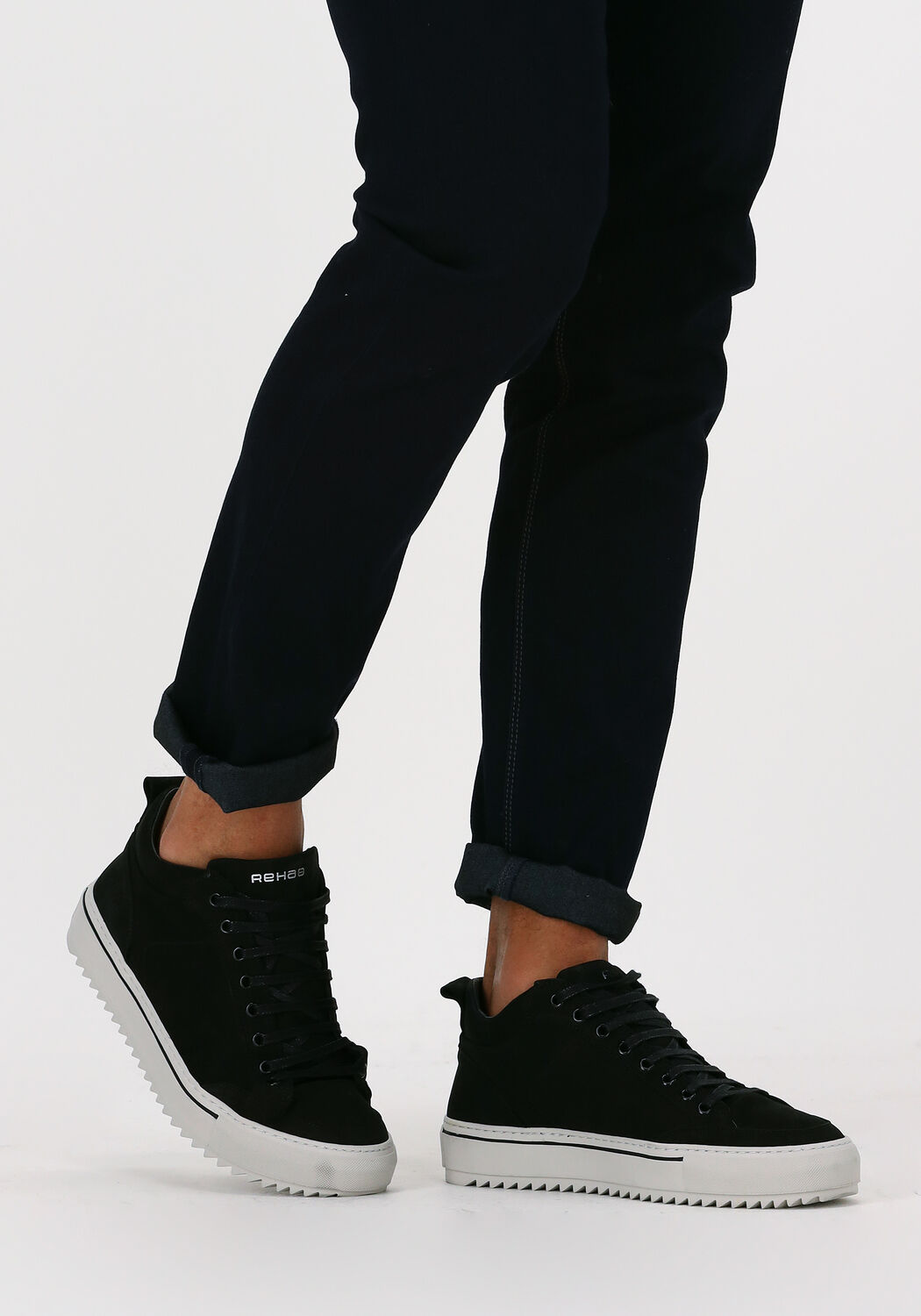 REHAB Sale | Nu tot -50% korting in de Outlet | Omoda