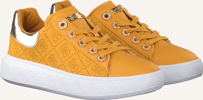 Gele GUESS Lage sneakers BUCKY Gele GUESS Lage sneakers BUCKY - large