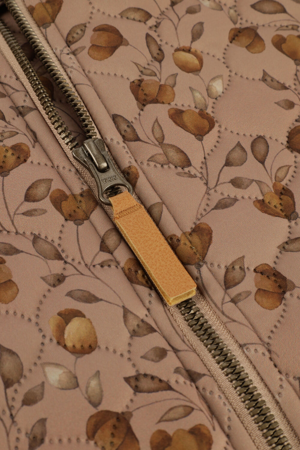 Bruine LIL' ATELIER Jack NMFLAJUNO QUILT JACKET FO AOP - large