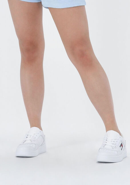 Witte TOMMY JEANS Lage sneakers TOMMY JEANS RETRO BASKET DAMES - large