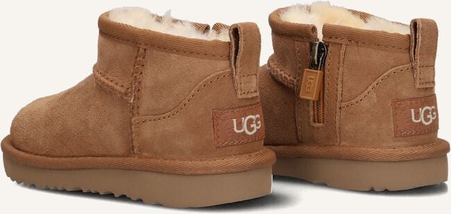 Cognac UGG Vachtlaarzen CLASSIC UTRA MINI T Cognac UGG Vachtlaarzen CLASSIC UTRA MINI T - large