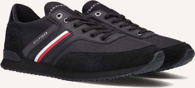 Zwarte TOMMY HILFIGER Lage sneakers ICONIC SOCK RUNNER Zwarte TOMMY HILFIGER Lage sneakers ICONIC SOCK RUNNER - large