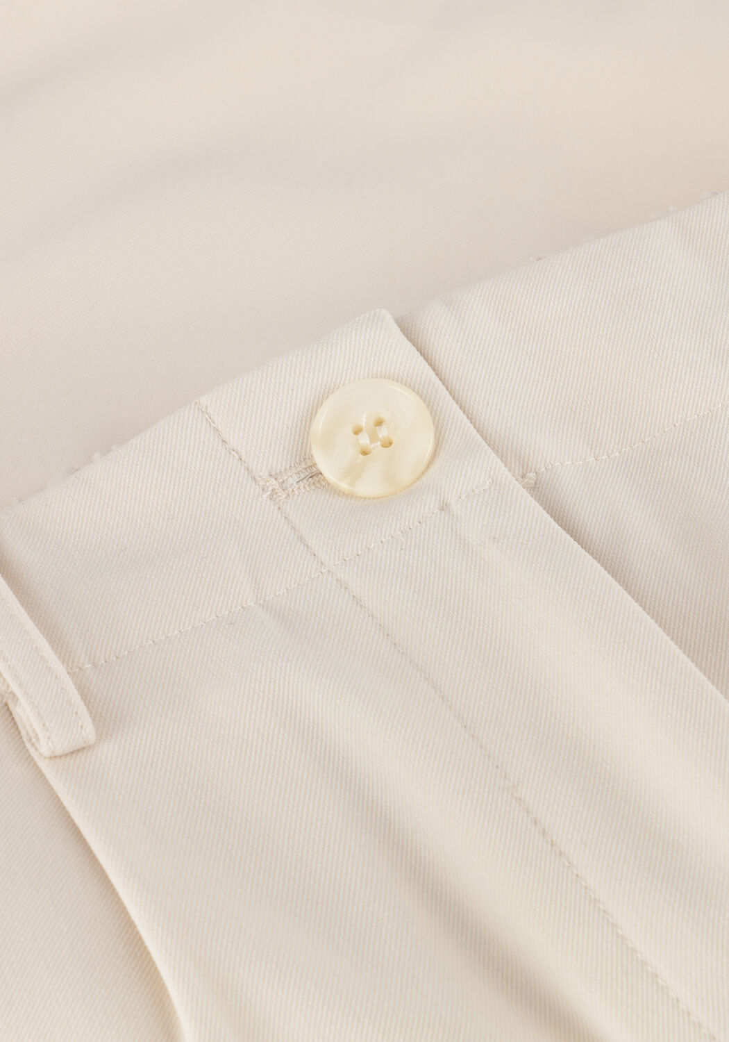 Beige YDENCE Broeken SHORT JENNY - large