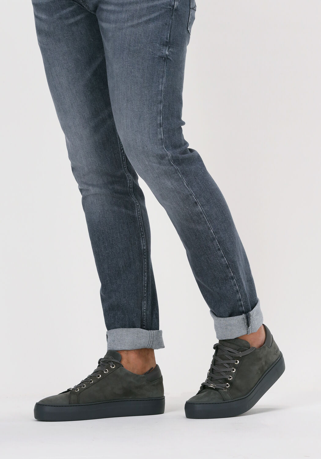 Grijze NUBIKK Lage sneakers JAGGER PURE FRESH - large