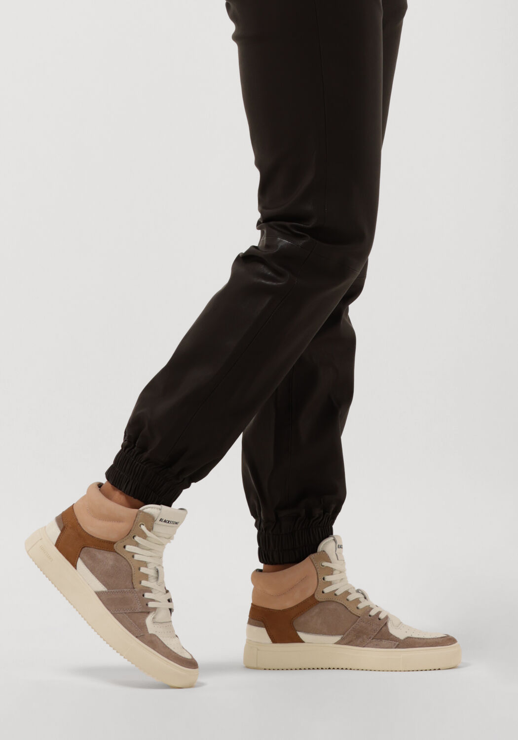 Bruine BLACKSTONE Hoge sneakers YL52 - large