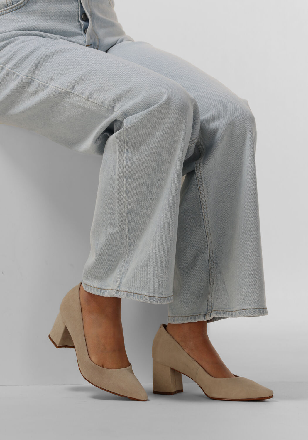 Beige OMODA Pumps BRENDA - large