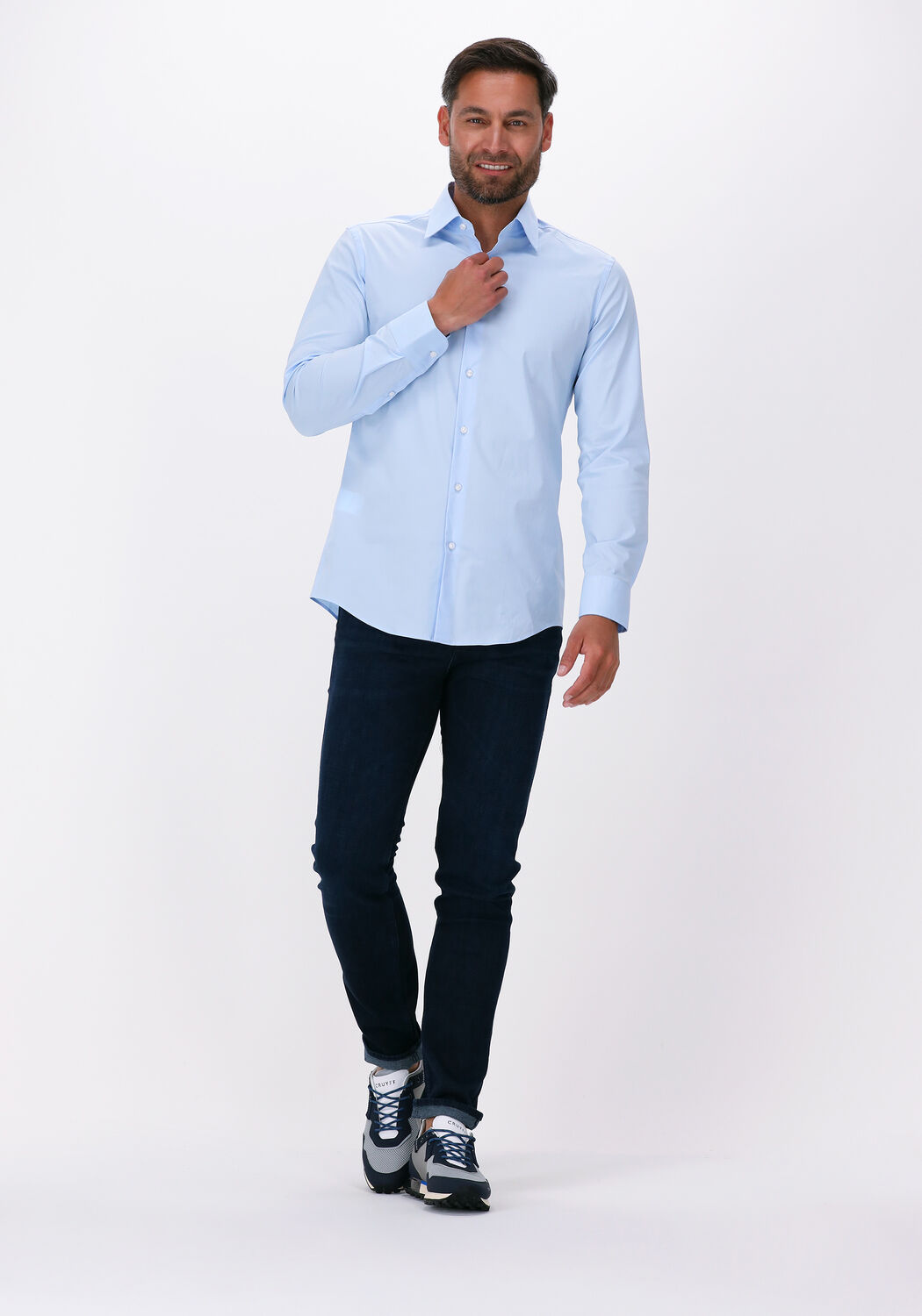 Deze kleding draag je als man naar een bruiloft Omoda