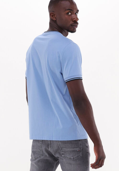 Lichtblauwe FRED PERRY T-shirt TWIN TIPPED T-SHIRT - large