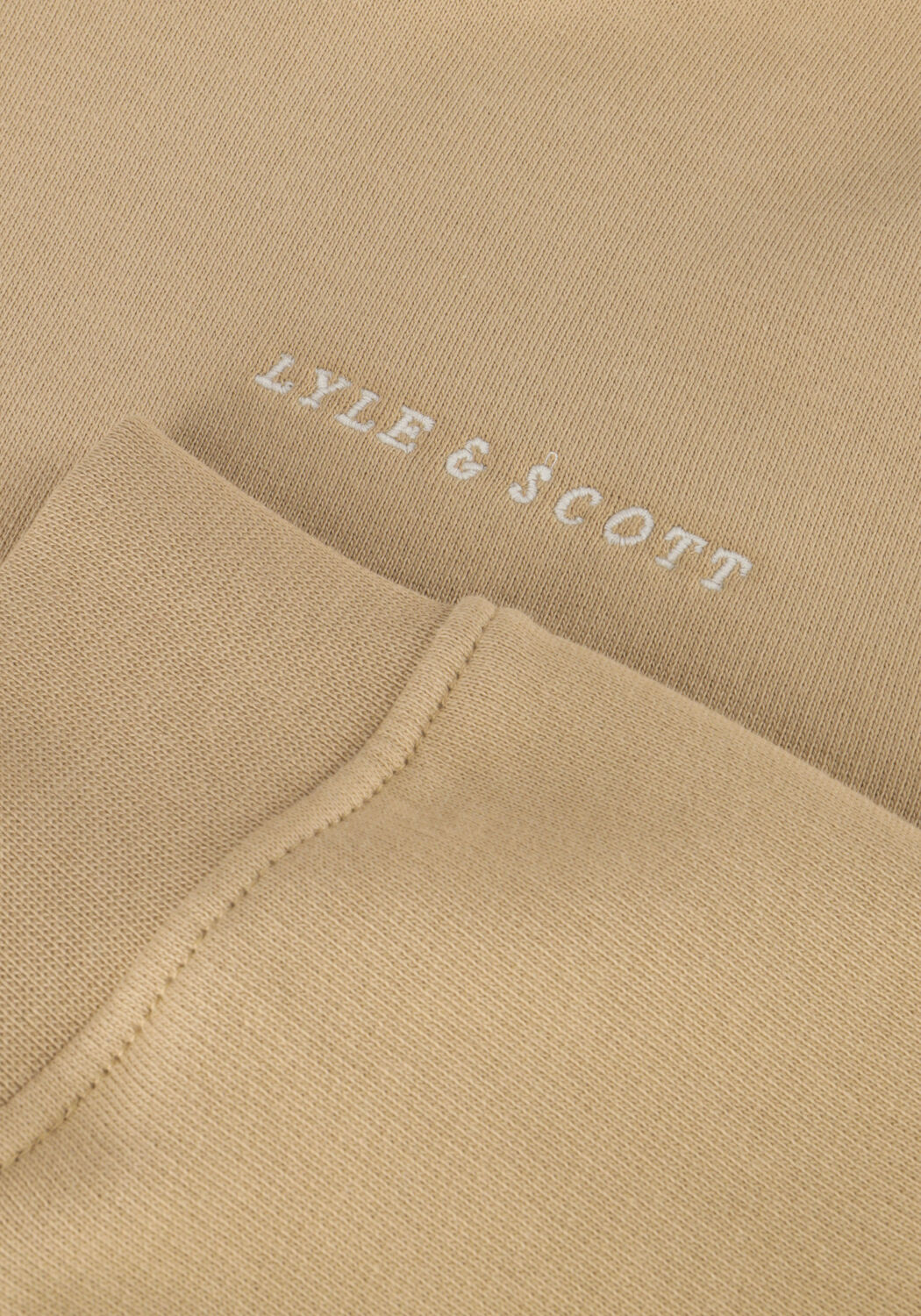 Zand LYLE & SCOTT Truien/vesten SCRIPT EMBROIDERED HOODIE - large