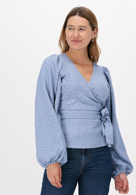 Lichtblauwe JUST FEMALE Blouses GALAXY WRAP BLOUSE - large