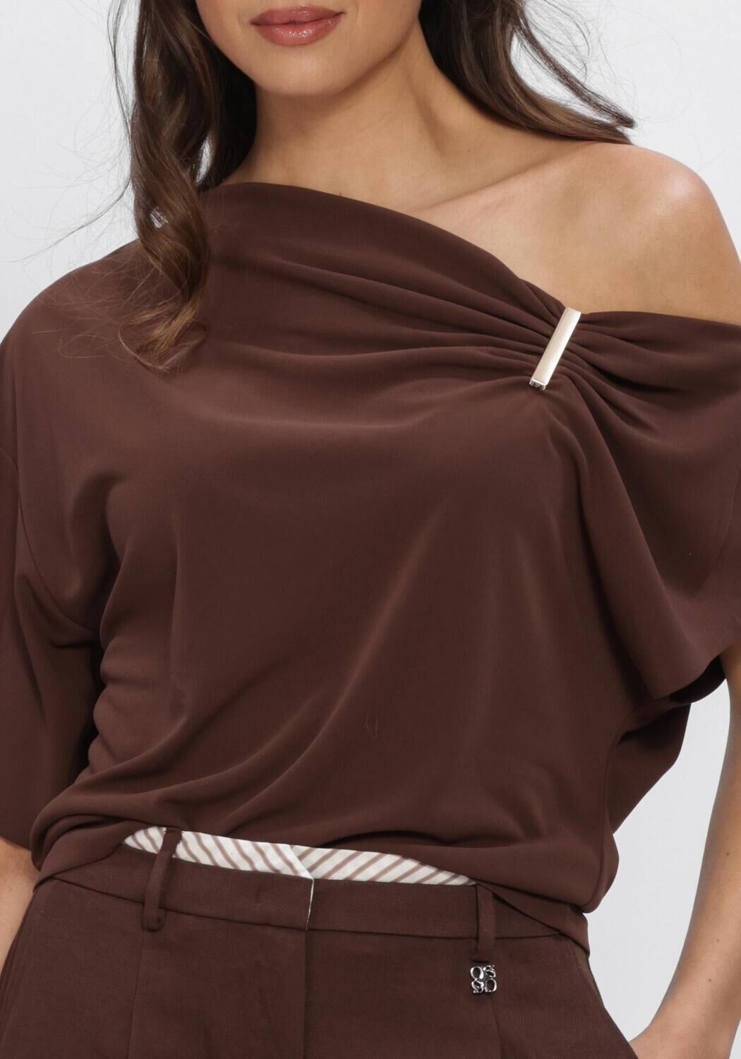 Bruine DANTE6 Top GOU EMBELLISHED DRAPEY TOP - large